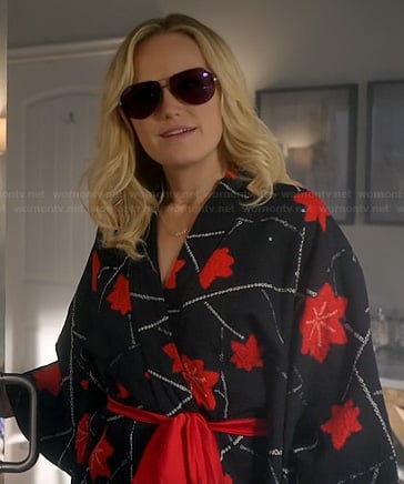 Kate's black and red flower print robe on Trophy Wife