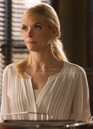 Lemon's white pleated blouse on Hart of Dixie