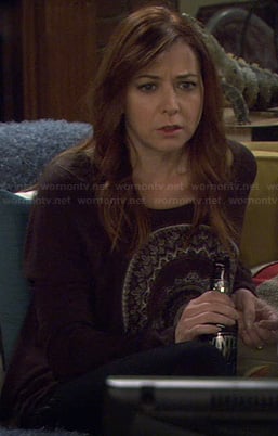 Lily's black circle graphic sweater on How I Met Your Mother