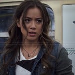 Skye’s black and white colorblock tee and denim jacket on Agents of SHIELD