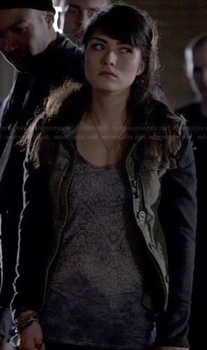 Sophie's hoodie cutoff jacket on The Originals