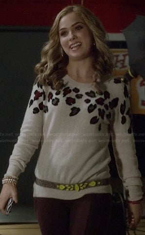 Tess's leopard spot sweater and gem stone belt on Ravenswood