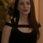 Victoria’s black dress with cutout strap detail on Revenge