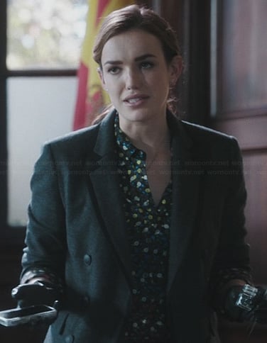 Jemma's floral shirt and grey blazer on Agents of SHIELD