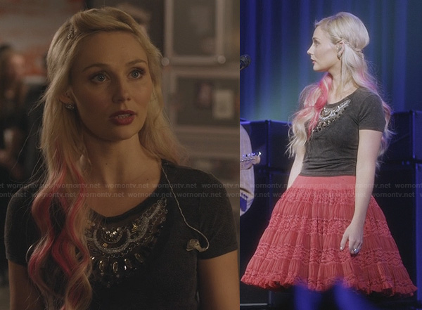 Scarlett's grey embellished top and red flared skirt on Nashville