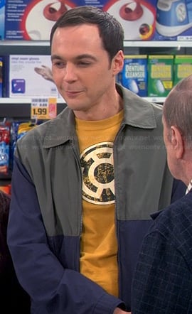 Sheldon’s yellow “Sinestro Corps” tshirt on The Big Bang Theory
