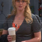 Bernadette’s grey short sleeved blazer on The Big Bang Theory