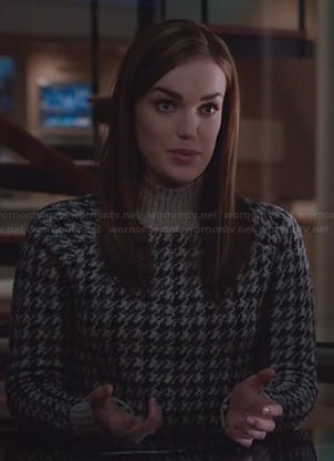 Jemma's brown houndstooth sweater on Agents of SHIELD