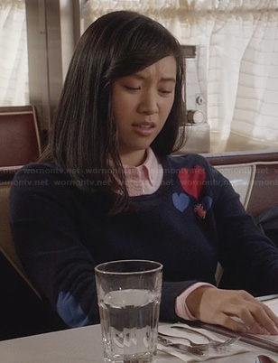 Mouse's navy blue sweater with hearts on The Carrie Diaries