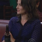 Robin’s blue polka dot shirt with black trim and collar on How I Met Your Mother