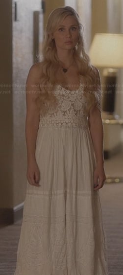 Scarlett’s white lace maxi dress on Nashville