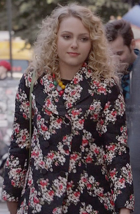 Carrie’s black floral coat on The Carrie Diaries