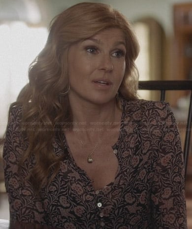 Rayna’s floral button-front blouse on Nashville