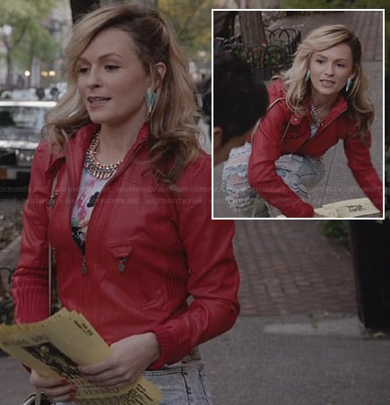 Samanta’s red leather jacket and acid-wash ripped jeans on The Carrie Diaries