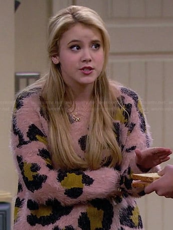 Lennox’s pink leopard spot sweater on Melissa and Joey