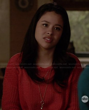 Mariana’s red cropped sweater on The Fosters