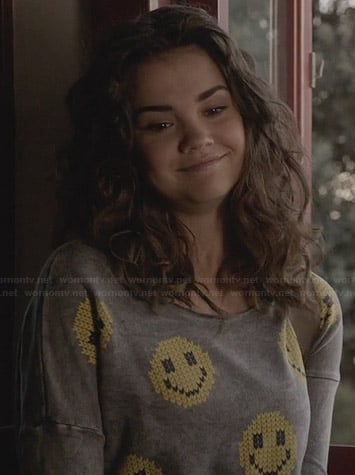Callie’s smiley face top on The Fosters