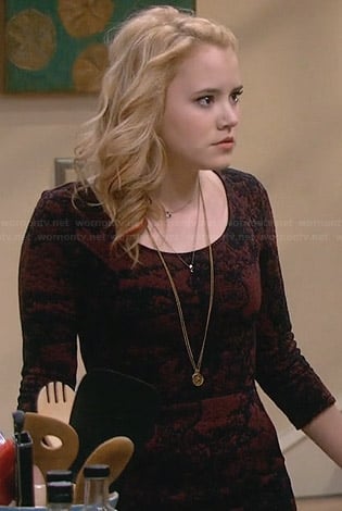 Lennox’s black and burgundy patterned dress on Melissa and Joey