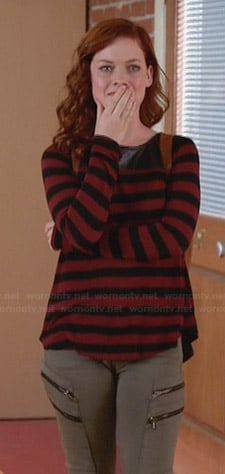 Tessa’s red striped top with leather panel and green zip pocket jeans on Suburgatory