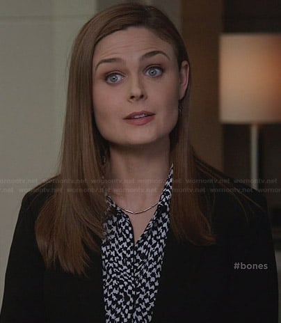 Brennan’s houndstooth print shirt on Bones