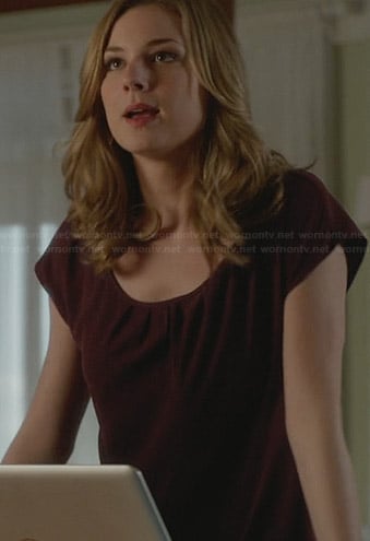 Emily’s purple pleated front top on Revenge