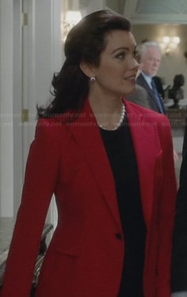 Mellie’s red blazer on Scandal