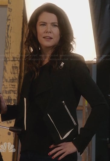 Sarah's black jacket with white trim on Parenthood