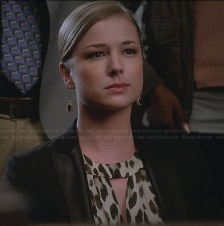 Emily's leopard print maxi dress and black blazer on Revenge