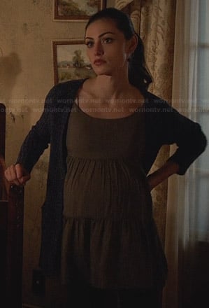 Hayley’s green tiered tank dress and blue cardigan on The Originals
