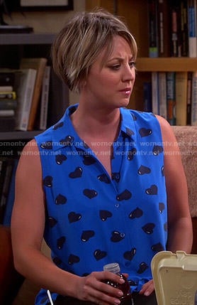Penny's blue sleeveless heart print shirt on The Big Bang Theory