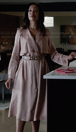 Jessica's light pink coat on Suits