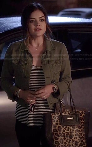 Aria's green denim jacket and leopard print bag on Pretty Little Liars