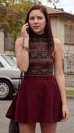 Brenna's paisley printed crop top and burgundy cirle skirt on Chasing Life