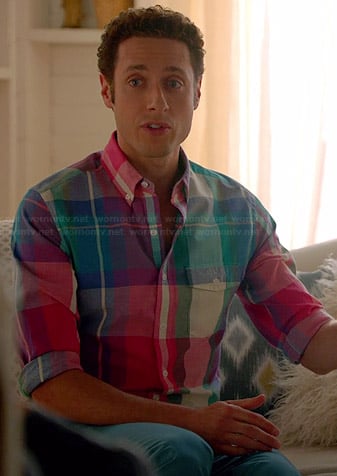 Evan's multi-colored plaid shirt on Royal Pains