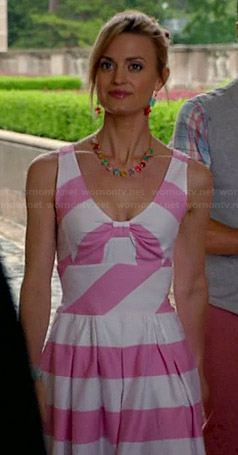 Paige's pink candy striped dress and multi colored necklace on Royal Pains