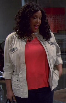 Yolanda’s studded jacket on Young and Hungry