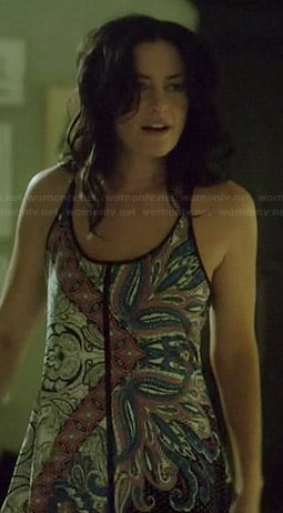 Wendy’s paisley printed chemise on Witches of East End