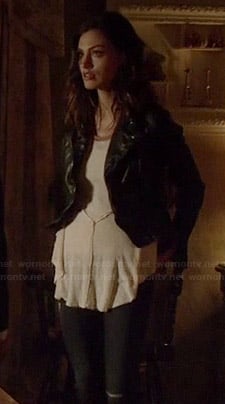 Hayley's white seamed tee and leather jacket on The Originals