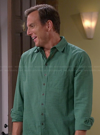 Nathan's green check shirt on The Millers