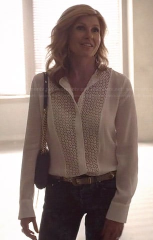 Rayna's white lace front blouse and blue purse on Nashville