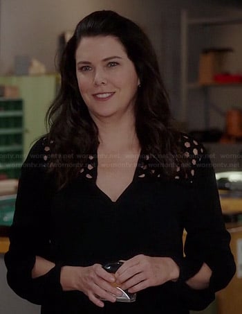 Sarah's black long sleeved cutout dress on Parenthood