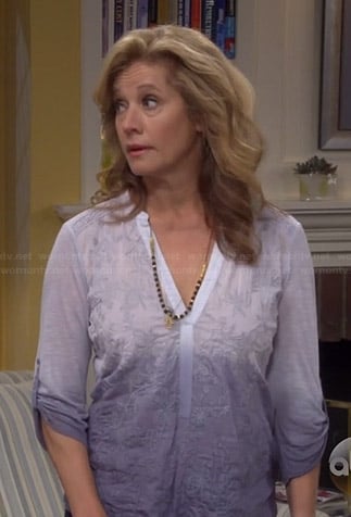 Vanessa’s embroidered ombre top on Last Man Standing