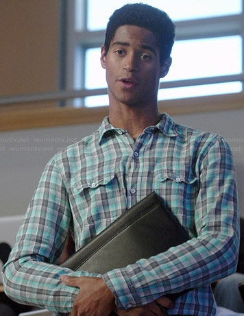 Wes's aqua and grey plaid shirt on How to Get Away with Murder