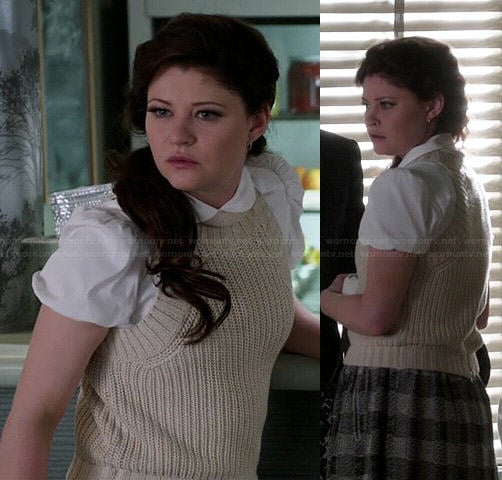 Belle’s beige sleeveless turtleneck sweater and white peter pan collar shirt and grey checked skirt on Once Upon a Time