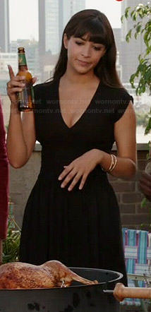 Cece's black Thanksgiving dress with smocked waist on New Girl