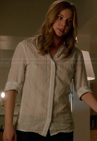 Emily's white shirt with blue stripes on Revenge