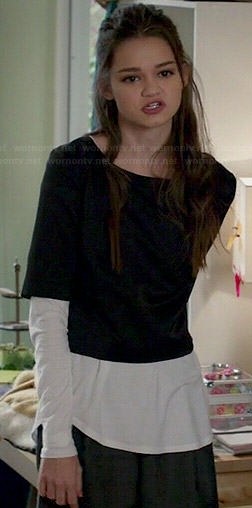 Emma’s black elbow sleeve top with split back on Red Band Society