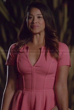 Jane's pink split neck dress on Jane the Virgin