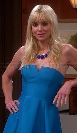 Christy's blue strapless dress on Mom