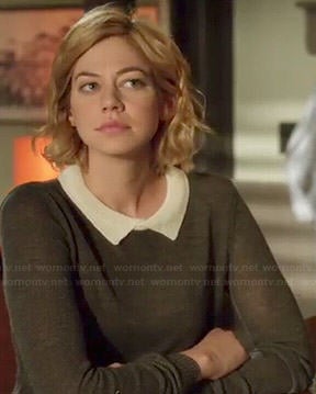 Dana's grey collared sweater on Manhattan Love Story